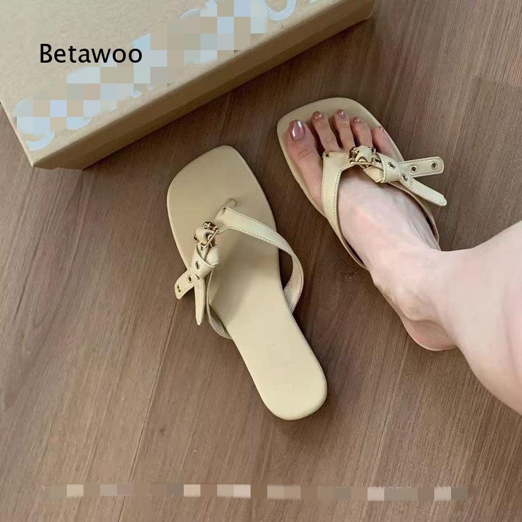 Women Fashion Rings - صندل نسائي مسطح بتصميم فرنسي مع