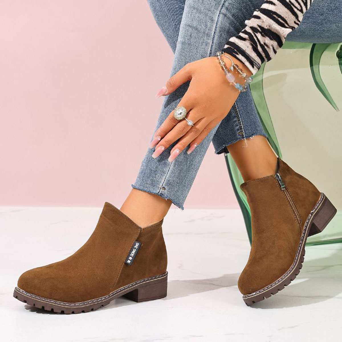 أحذية نسائية جديدة للبيع الساخ - مراجعة Sale Fashion Women وسعره