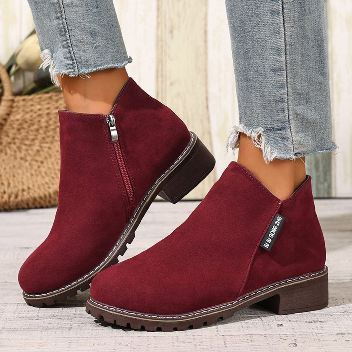 أحذية نسائية جديدة للبيع الساخ - مراجعة Sale Fashion Women وسعره